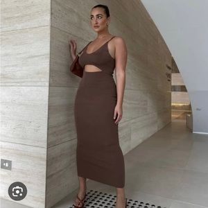 DISSH Knit Cut out Midi Dress